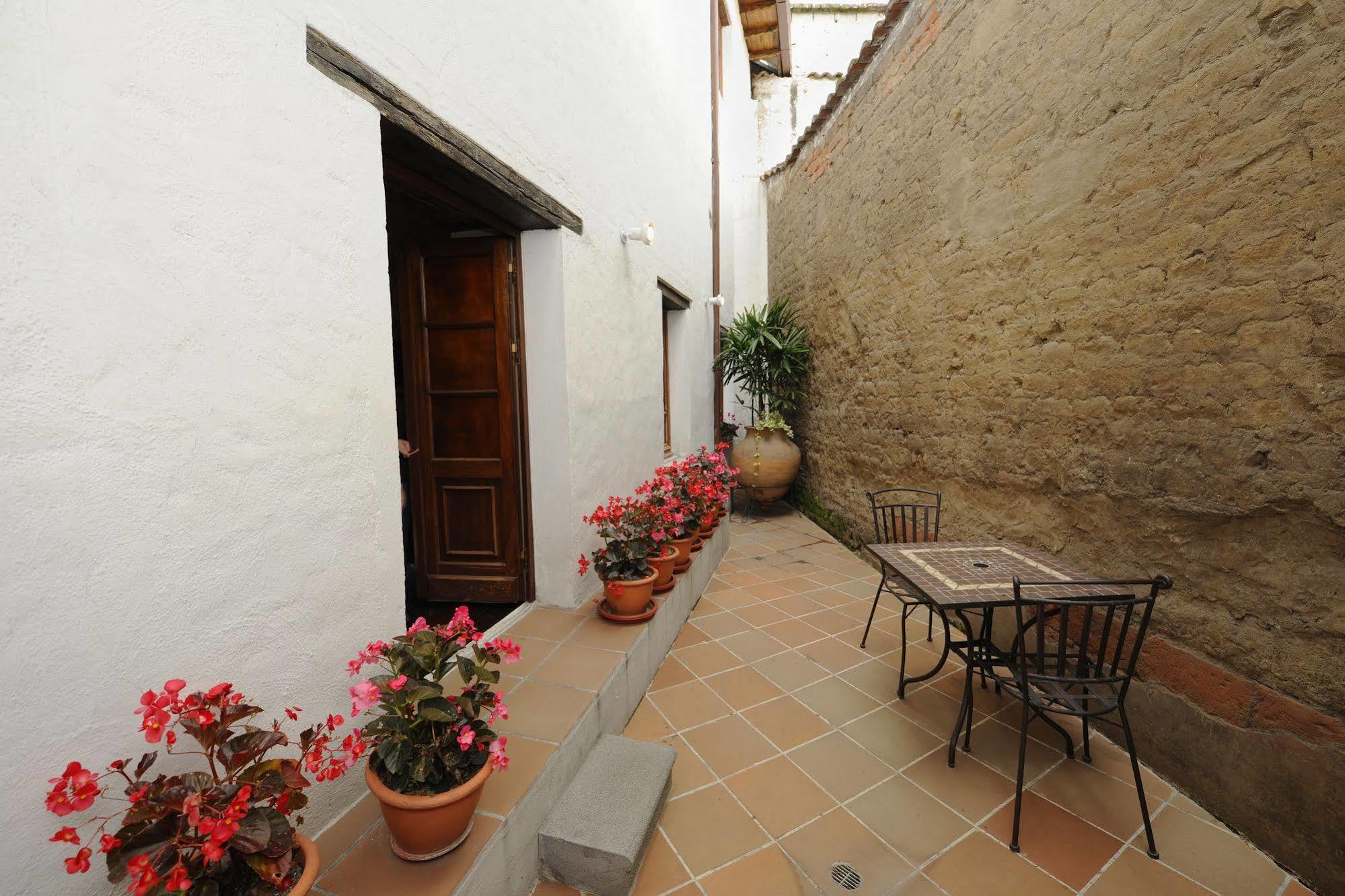 La Casona De La Ronda Hotel Boutique & Luxury Apartments Кито Экстерьер фото