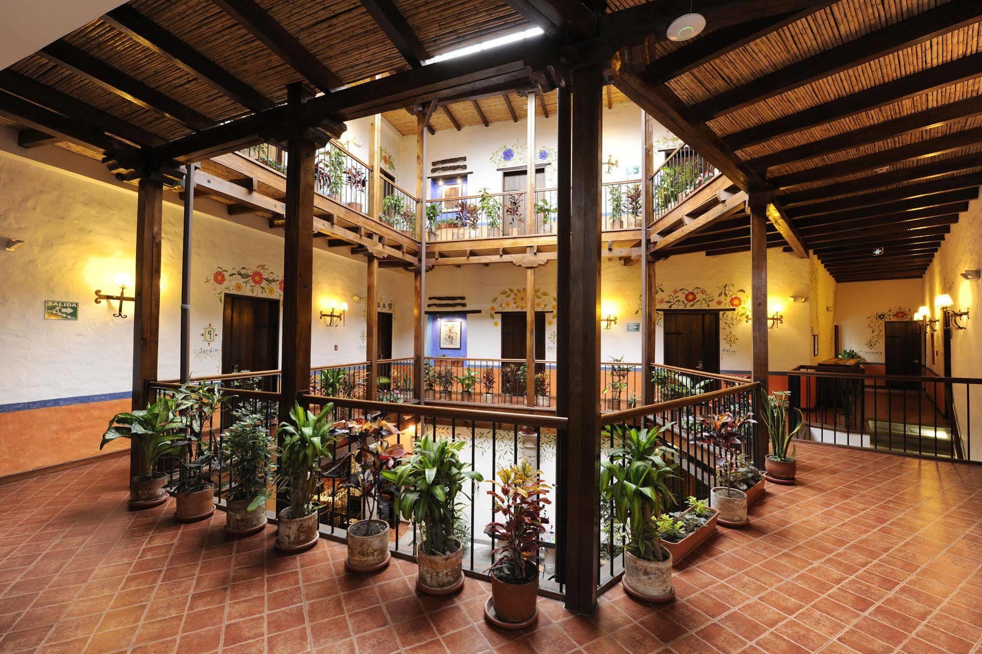 La Casona De La Ronda Hotel Boutique & Luxury Apartments Кито Экстерьер фото