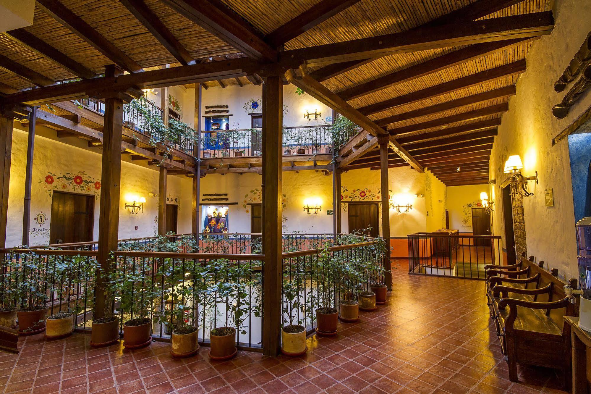 La Casona De La Ronda Hotel Boutique & Luxury Apartments Кито Экстерьер фото